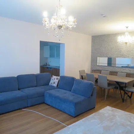 Corpus Suites Apartment *