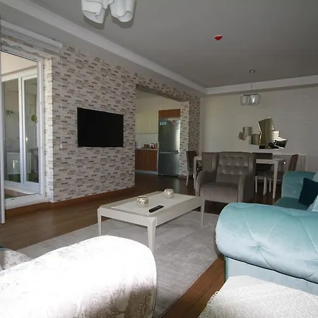 Corpus Suites Apartment *